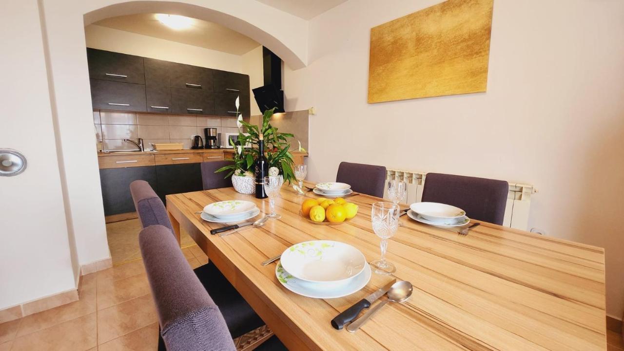 Apartments Pranjic With Pool Nova Vas  Eksteriør bilde